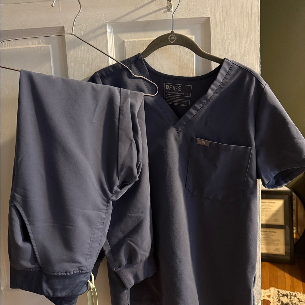 Figs Blue Scrub Set